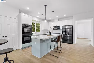 744 Vasconcellos Ave, Manteca, CA 95336 - Photo 18