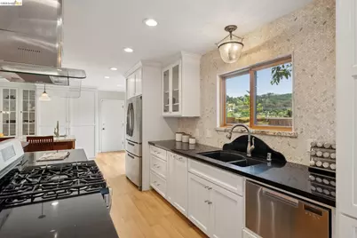 15 Christopher Ct., El Sobrante, CA 94803 - Photo 24