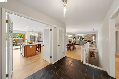 15 Christopher Ct., El Sobrante, CA 94803 - Photo 8