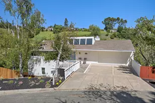 3424 Woodview Dr, Lafayette, CA 94549 - Photo 2