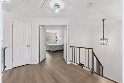 7445 Rolling Hills Cir, Dublin, CA 94568 - Photo 18