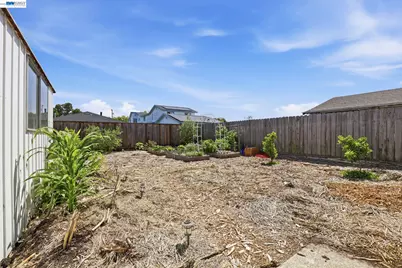 37340 Locust St, Newark, CA 94560 - Photo 26