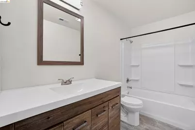 853 Sutherland Dr, Stockton, CA 95210 - Photo 28