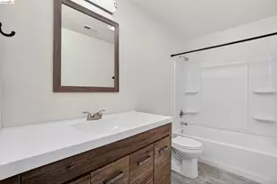 853 Sutherland Dr, Stockton, CA 95210 - Photo 28