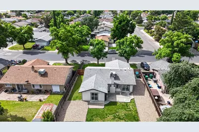 853 Sutherland Dr, Stockton, CA 95210 - Photo 42