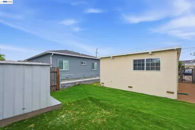 2858 17th St, San Pablo, CA 94806 - Photo 30