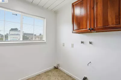 2858 17th St, San Pablo, CA 94806 - Photo 26