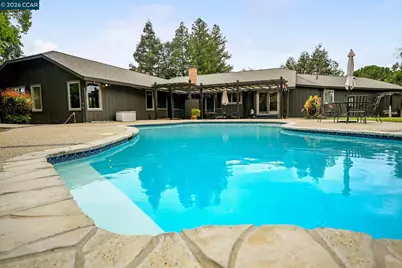 1016 Pine Hollow Ct, Clayton, CA 94517 - Photo 38