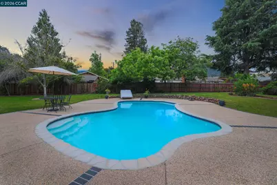 1016 Pine Hollow Ct, Clayton, CA 94517 - Photo 36