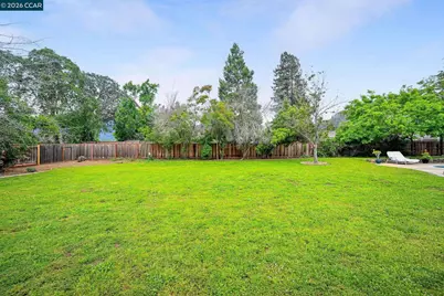 1016 Pine Hollow Ct, Clayton, CA 94517 - Photo 46