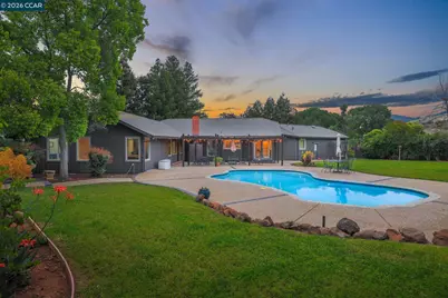 1016 Pine Hollow Ct, Clayton, CA 94517 - Photo 32