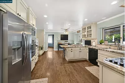 1016 Pine Hollow Ct, Clayton, CA 94517 - Photo 12