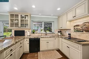 1016 Pine Hollow Ct, Clayton, CA 94517 - Photo 14