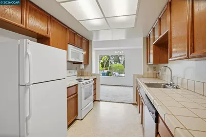 3746 Stoneglen N, Richmond, CA 94806 - Photo 12