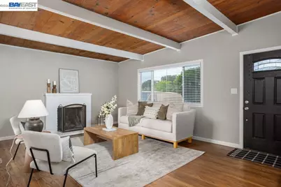 36637 Burdick St, Newark, CA 94560 - Photo 2