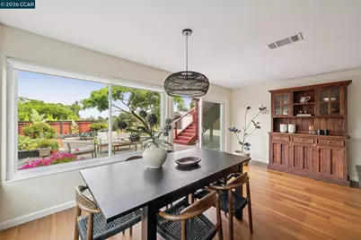 203 Radnor Court, Benicia, CA 94510 - Photo 16