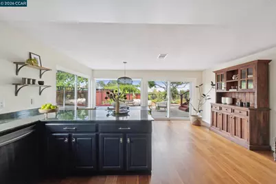 203 Radnor Court, Benicia, CA 94510 - Photo 12