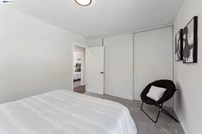 11165 Lochard St, Oakland, CA 94605 - Photo 50