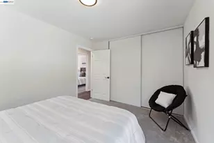 11165 Lochard St, Oakland, CA 94605 - Photo 50