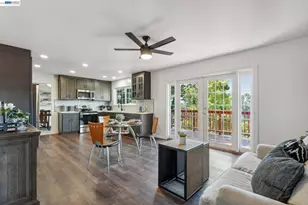 11165 Lochard St, Oakland, CA 94605 - Photo 26