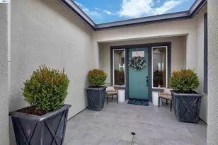 1371 Crescent Ave, Manteca, CA 95336 - Photo 4