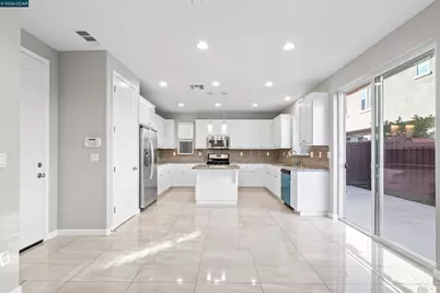 2273 Toscana Dr, Pittsburg, CA 94565 - Photo 18