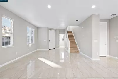 2273 Toscana Dr, Pittsburg, CA 94565 - Photo 16