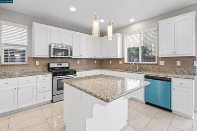 2273 Toscana Dr, Pittsburg, CA 94565 - Photo 20