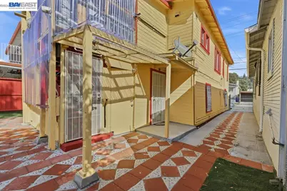 7419 Hillside St, Oakland, CA 94605 - Photo 42