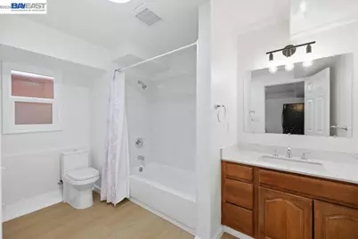 7419 Hillside St, Oakland, CA 94605 - Photo 10
