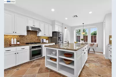 8148 Briar Oaks Dr, San Ramon, CA 94582 - Photo 14