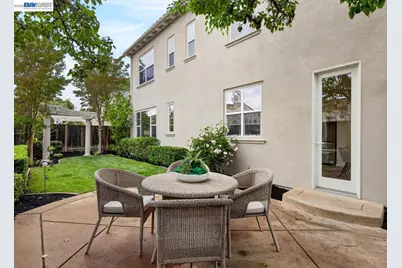 8148 Briar Oaks Dr, San Ramon, CA 94582 - Photo 36