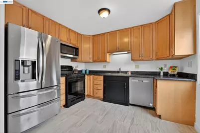 24657 Leona Dr, Hayward, CA 94542 - Photo 14