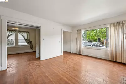 2534 Mathews Street, Berkeley, CA 94702 - Photo 8