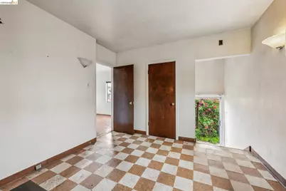 2534 Mathews Street, Berkeley, CA 94702 - Photo 18