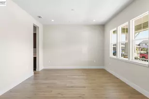 1589 Strathaven Pl, Brentwood, CA 94513 - Photo 18