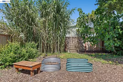 2807 Downer Avenue, Richmond, CA 94804 - Photo 10