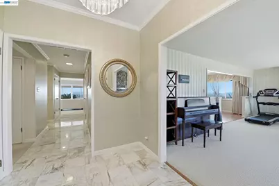 1961 Marineview Dr, San Leandro, CA 94577 - Photo 4