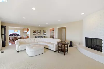 1961 Marineview Dr, San Leandro, CA 94577 - Photo 10