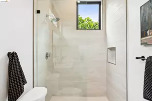 1517 Fairview St, Berkeley, CA 94703 - Photo 44
