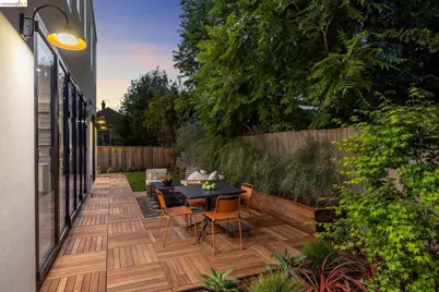 1517 Fairview St, Berkeley, CA 94703 - Photo 82