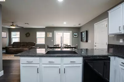 91 Olmsted Ct, Pittsburg, CA 94565 - Photo 8