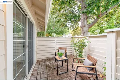 7361 Stonedale Dr, Pleasanton, CA 94588 - Photo 24