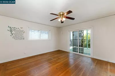 477 10th St, Pittsburg, CA 94565 - Photo 32