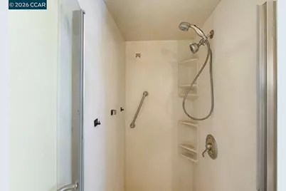 477 10th St, Pittsburg, CA 94565 - Photo 30