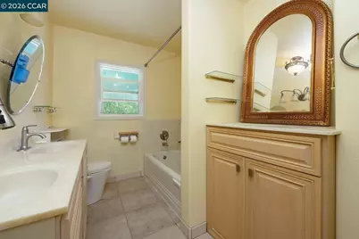 477 10th St, Pittsburg, CA 94565 - Photo 28