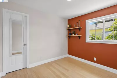 21060 Western Blvd, Hayward, CA 94541 - Photo 6