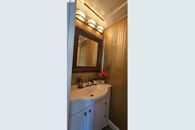 21060 Western Blvd, Hayward, CA 94541 - Photo 12
