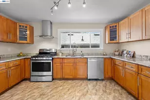 21060 Western Blvd, Hayward, CA 94541 - Photo 4