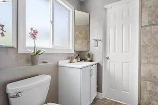 21060 Western Blvd, Hayward, CA 94541 - Photo 10